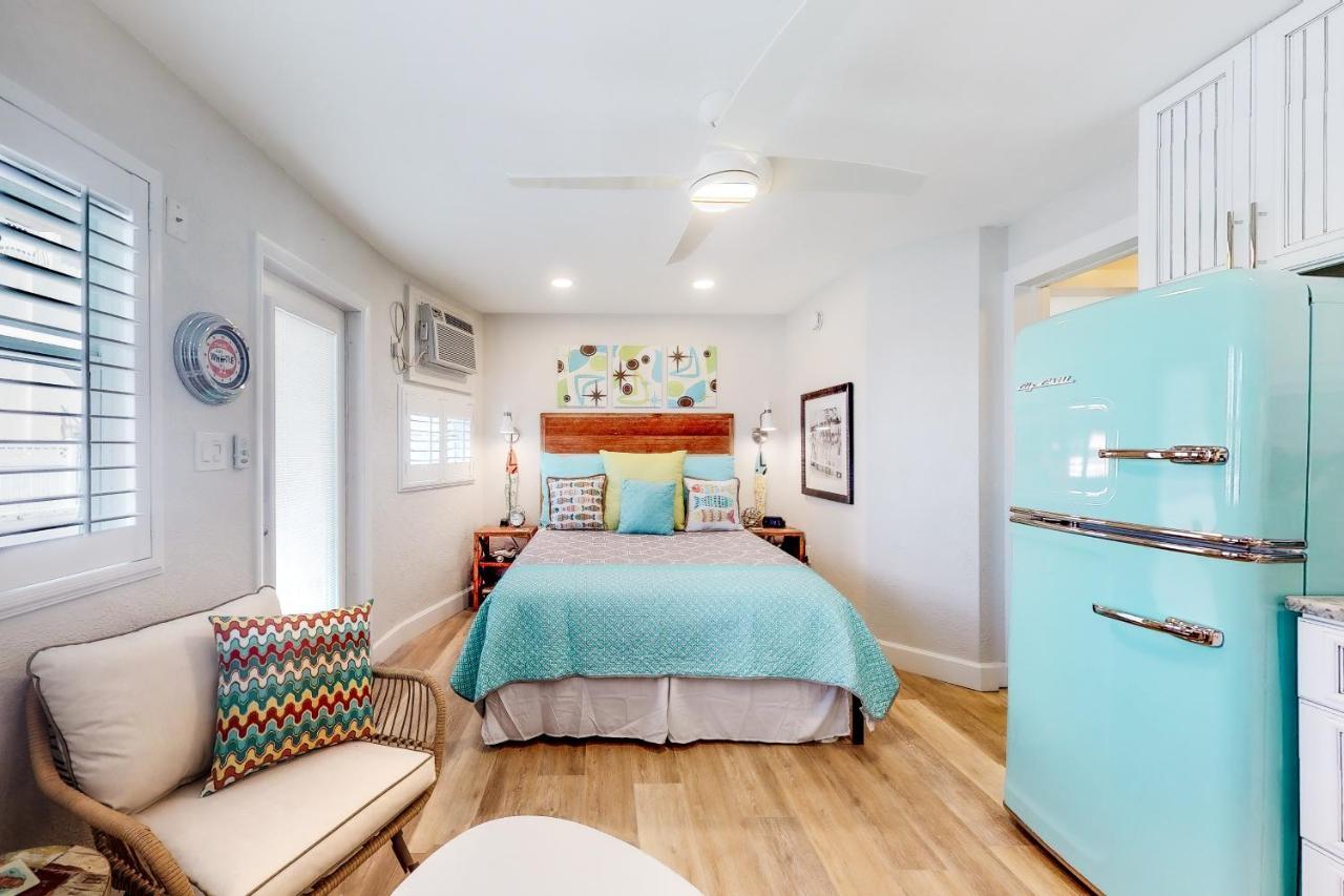 Hotel Sea Rocket 8 à St. Pete Beach Extérieur photo